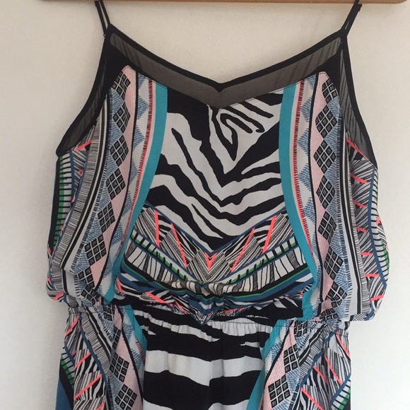 Express pattern dress - Picture 2 of 7